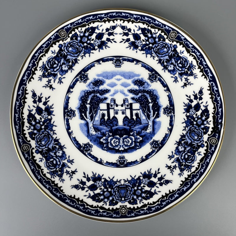 Bone china plates of East Meet West Dutch Delftware & Chinese doucai entwined lotus patterns